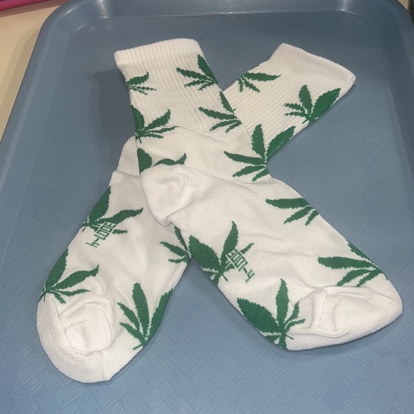 Unisex Mary Jane Weed socks - Picture 3 of 3